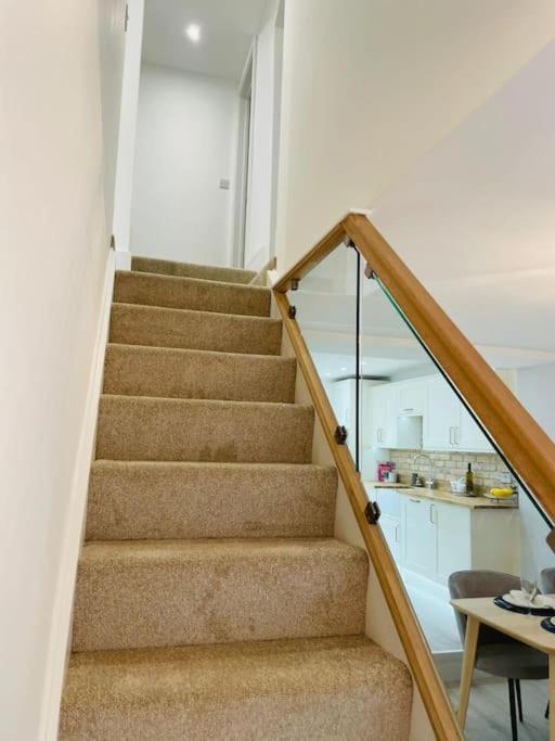 Charming Cottage Close To M4 Bridgend بريدجيند المظهر الخارجي الصورة