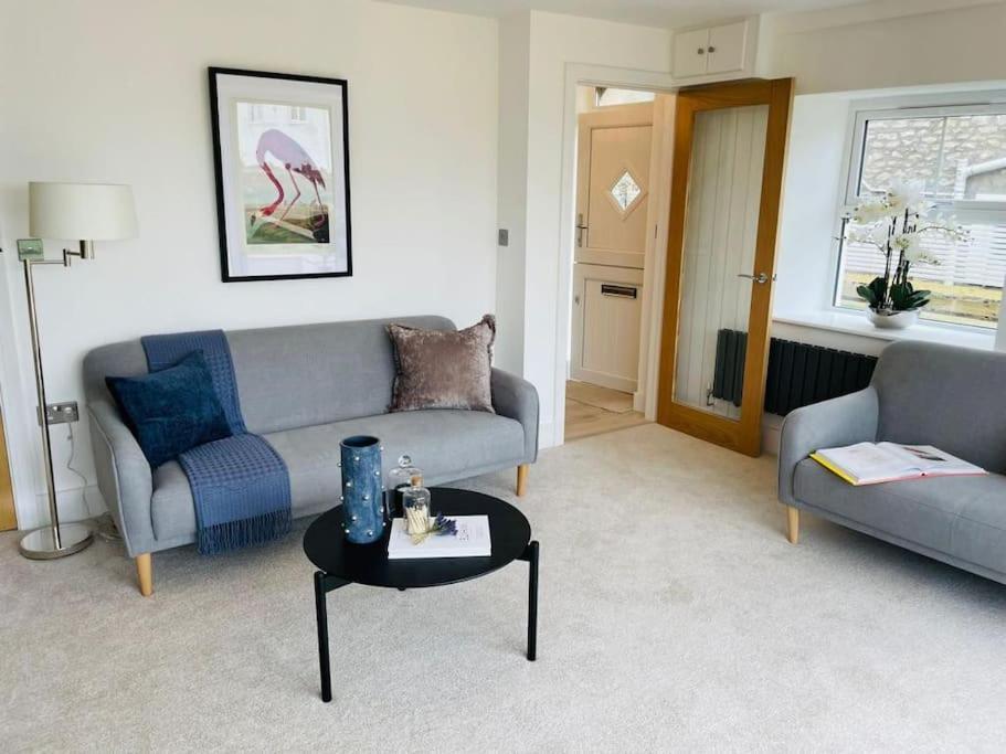 Charming Cottage Close To M4 Bridgend بريدجيند المظهر الخارجي الصورة